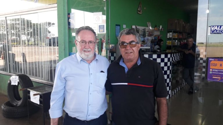 Giro pela região e boas reuniões com amigos.  Uma delas em Santa Cecília do Pavão