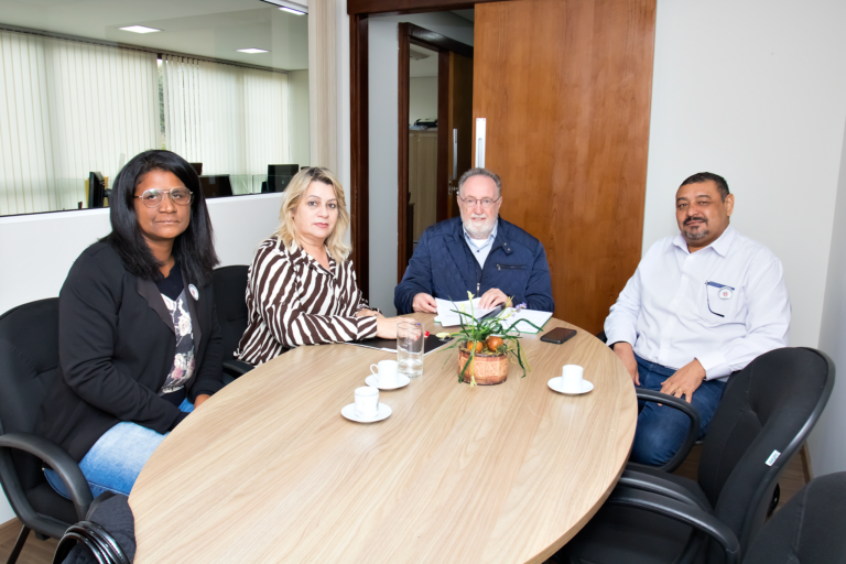 Tercilio recebe membros do Sindicato de Servidores Municipais de Cornélio Procópio