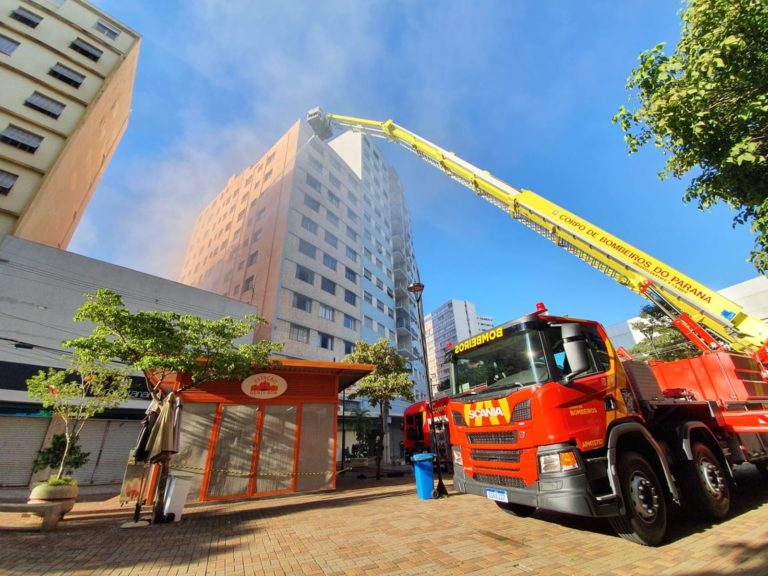 Plataforma de combate a incêndio: mais segurança para população e bombeiros