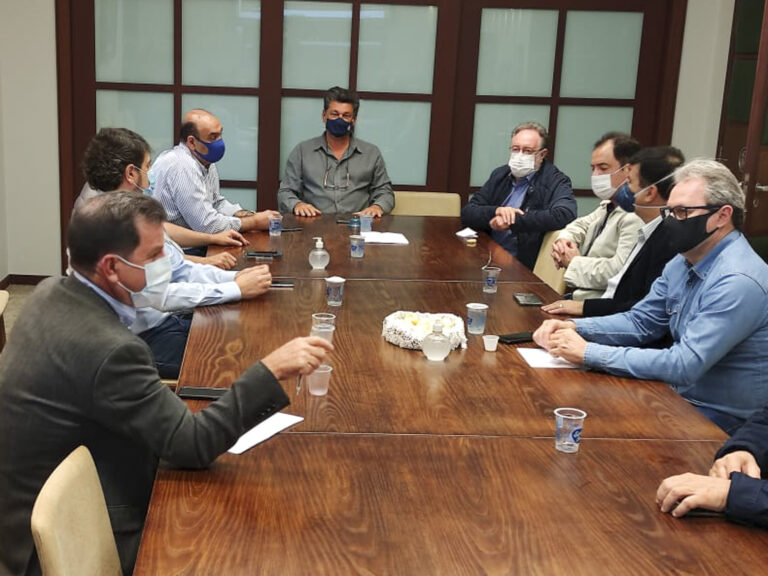 Deputado Tercilio Turini conversa com setor produtivo sobre obras prioritárias nas concessões de rodovias