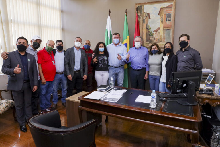 Assaí: visita do prefeito e grupo de vereadores