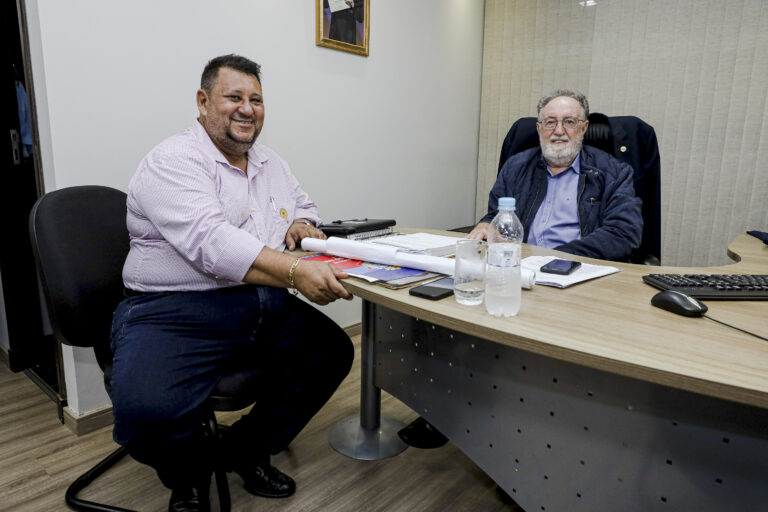 Deputado Tercilio Turini e prefeito de Rio Branco do Ivaí conversam sobre o ICMS da Klabin