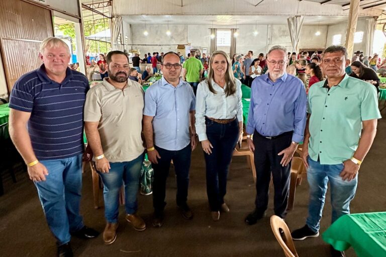 Deputado Tercilio Turini reafirma compromisso com Astorga no almoço festivo de Tupinambá