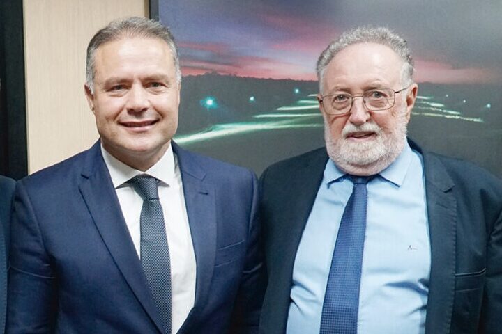 Ministro dos Transportes Renan Filho e deputado estadual Tercilio Turini em Brasília numa audiência com lideranças de Lodrina em junho de 2023