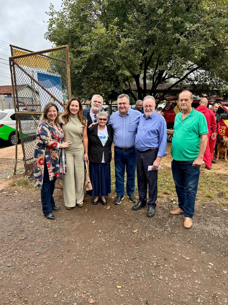 Médico e deputado Tercilio Turini prestigia Feira da Saúde em Londrina