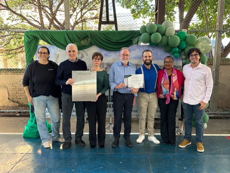 Colégio de Aplicação da UEL comemora 65 anos com homenagem do deputado estadual Tercilio Turini