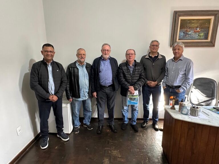 Deputado Tercilio Turini vai levar ao governo pedido de oito docentes para Geologia na UEL