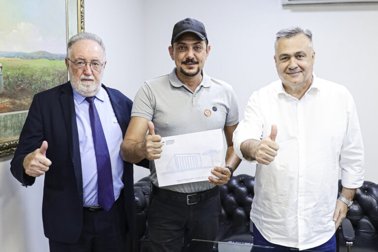 Barra do Jacaré garante R$ 4,5 milhões na saúde. Ação do deputado Tercilio Turini e prefeito Fabio