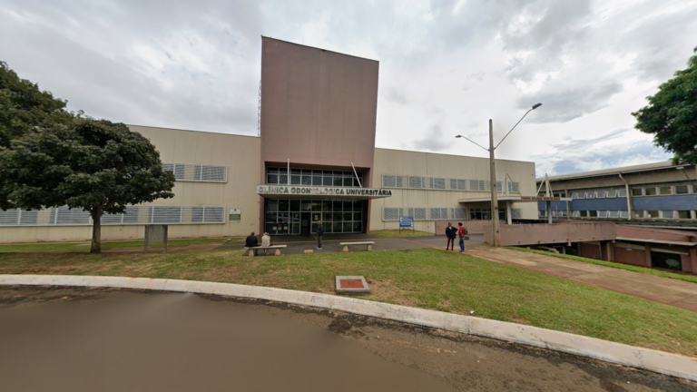 Deputado Tercilio Turini parabeniza a Bebê Clínica pelos 40 anos de história e avanços na odontologia